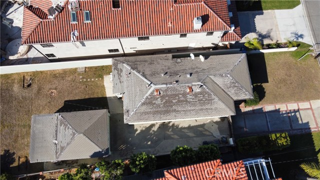 708 Rita Street, Redondo Beach, California 90277, 3 Bedrooms Bedrooms, ,2 BathroomsBathrooms,Residential,Sold,Rita,SB20235816