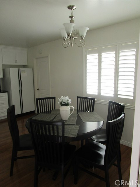 Breakfast room open to kitchen.