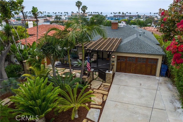 619 Gertruda Avenue, Redondo Beach, California 90277, 3 Bedrooms Bedrooms, ,Residential,Sold,Gertruda,PV20123167