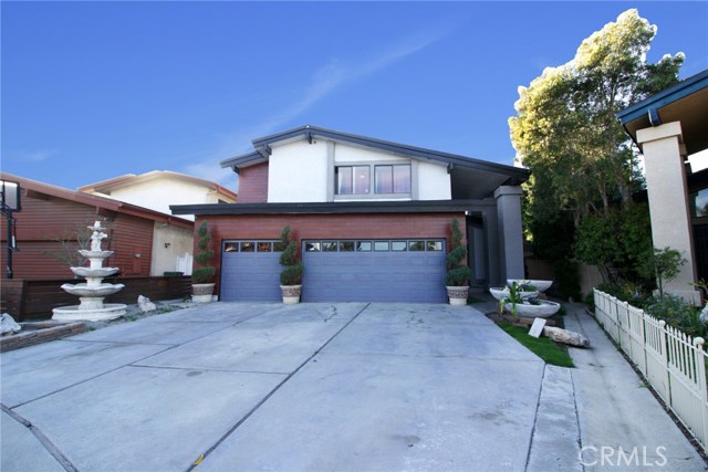 5 Bed Home for Sale in Hawthorne, California