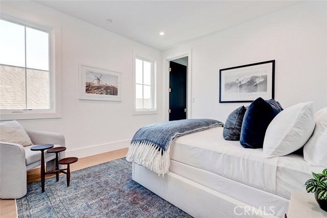 3405 Pine Avenue, Manhattan Beach, California 90266, 5 Bedrooms Bedrooms, ,4 BathroomsBathrooms,Residential,Sold,Pine,SB20165715