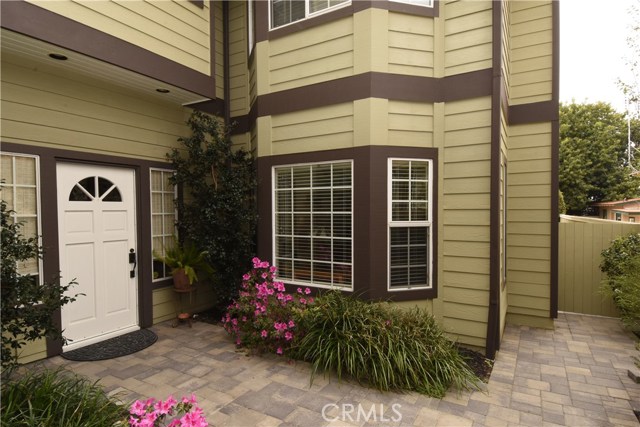 Pretty front entrance is private and welcoming!