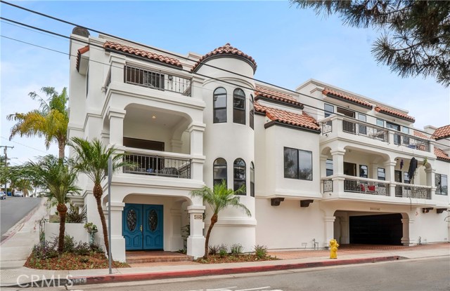 1050 Ardmore Avenue, Hermosa Beach, California 90254, 4 Bedrooms Bedrooms, ,3 BathroomsBathrooms,Residential,Sold,Ardmore,SB18240274