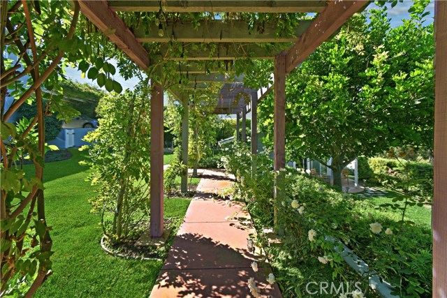 32 Harbor Sight Drive, Rolling Hills Estates, California 90274, 6 Bedrooms Bedrooms, ,2 BathroomsBathrooms,Residential,Sold,Harbor Sight,PV20212082