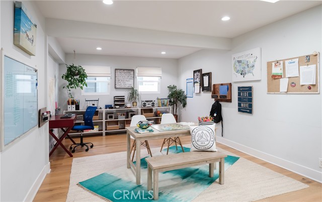 3520 Walnut Avenue, Manhattan Beach, California 90266, 3 Bedrooms Bedrooms, ,2 BathroomsBathrooms,Residential,Sold,Walnut,SB21036889