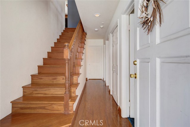 1924 Mathews Avenue, Redondo Beach, California 90278, 3 Bedrooms Bedrooms, ,2 BathroomsBathrooms,Residential,Sold,Mathews,SB19050062