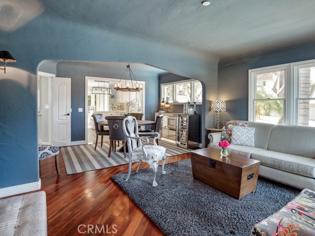 100 Irena Avenue, Redondo Beach, California 90277, 4 Bedrooms Bedrooms, ,3 BathroomsBathrooms,Residential,Sold,Irena,SB17089874