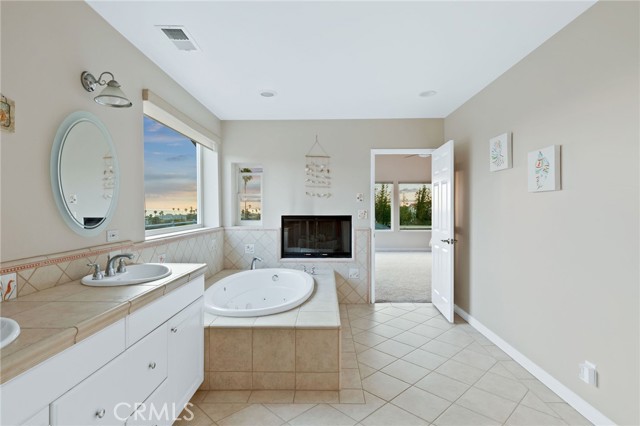 323 Avenue G, Redondo Beach, California 90277, 4 Bedrooms Bedrooms, ,1 BathroomBathrooms,Residential,Sold,Avenue G,PV21158630