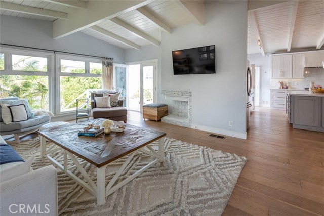 1723 Golden Avenue, Hermosa Beach, California 90254, 3 Bedrooms Bedrooms, ,2 BathroomsBathrooms,Residential,Sold,Golden,SB19163062