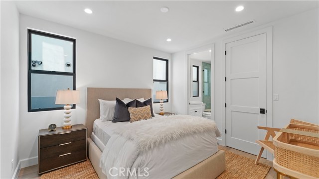 1712 Meadows Avenue, Manhattan Beach, California 90266, 5 Bedrooms Bedrooms, ,2 BathroomsBathrooms,Residential,Sold,Meadows,SB20199095