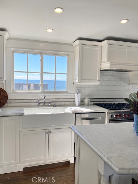 3213 Manhattan Avenue, Manhattan Beach, California 90266, 3 Bedrooms Bedrooms, ,3 BathroomsBathrooms,Residential,Sold,Manhattan,SB21049996