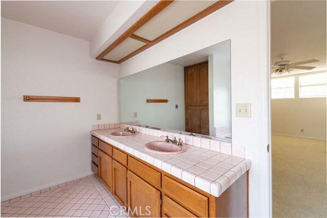 3006 Green Lane, Redondo Beach, California 90278, 4 Bedrooms Bedrooms, ,2 BathroomsBathrooms,Residential,Sold,Green,SB19028565