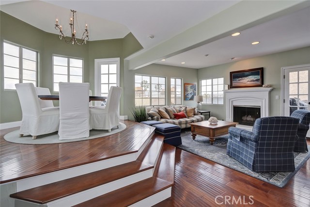 506 Helberta Avenue, Redondo Beach, California 90277, 3 Bedrooms Bedrooms, ,2 BathroomsBathrooms,Residential,Sold,Helberta,SB19050182