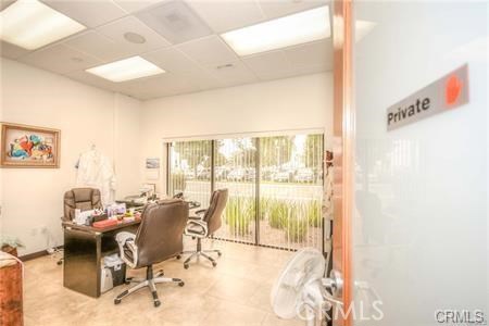 Holt, 91761, ,Commercial,For Sale,Holt,101,CV20220891