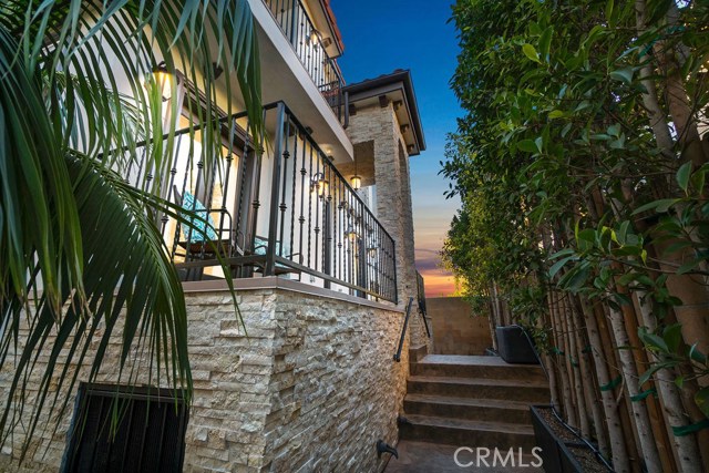 18228 Grevillea Avenue, Redondo Beach, California 90278, 4 Bedrooms Bedrooms, ,2 BathroomsBathrooms,Residential,Sold,Grevillea,SB20254175