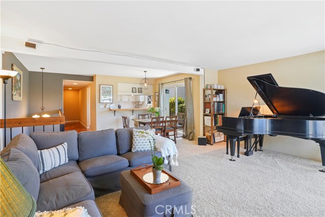 1447 Manhattan Beach Boulevard, Manhattan Beach, California 90266, 3 Bedrooms Bedrooms, ,2 BathroomsBathrooms,Residential,Sold,Manhattan Beach,SB20092235