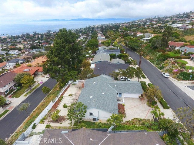 28825 Trailriders Drive, Rancho Palos Verdes, California 90275, 4 Bedrooms Bedrooms, ,1 BathroomBathrooms,Residential,Sold,Trailriders,PV19111108