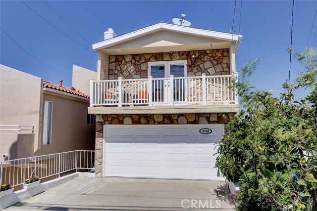 1705 Van Horne Lane, Redondo Beach, California 90278, 3 Bedrooms Bedrooms, ,1 BathroomBathrooms,Residential,Sold,Van Horne,SB20201829