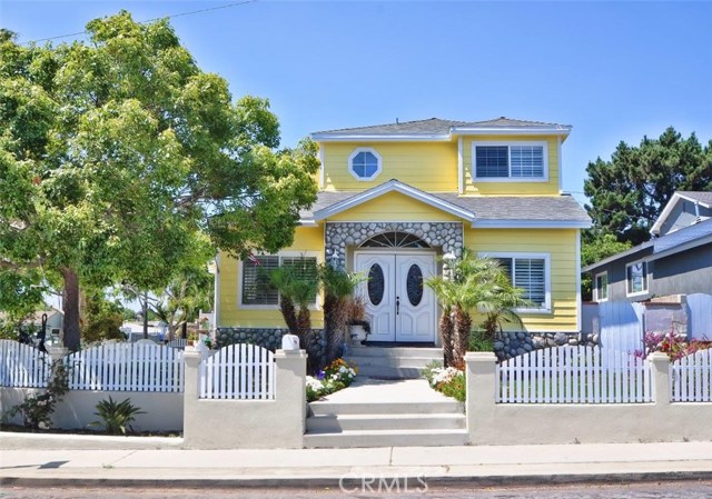 2209 Earle Court, Redondo Beach, California 90278, 4 Bedrooms Bedrooms, ,2 BathroomsBathrooms,Residential,Sold,Earle Court,PV17129449