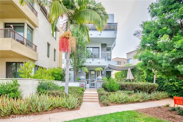 3 Bed Home for Sale in Playa Vista, California
