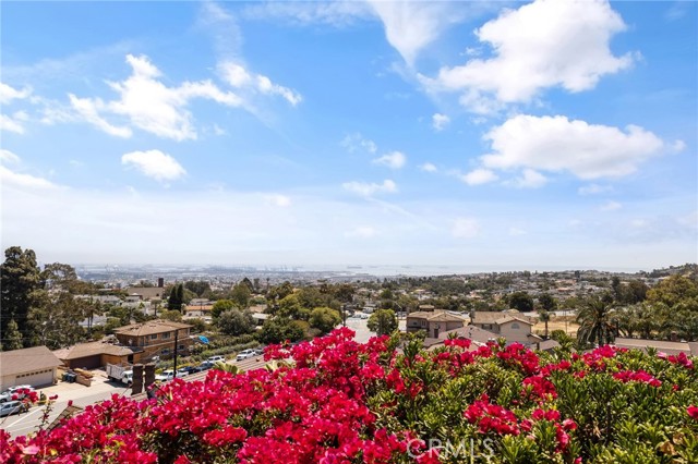 2050 Suana Drive, Rancho Palos Verdes, California 90275, 3 Bedrooms Bedrooms, ,2 BathroomsBathrooms,Residential,Sold,Suana,PW21144853