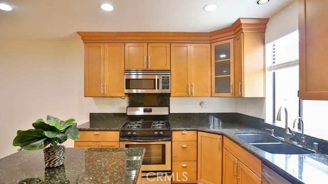Bright Sunny Kitchen with Recessed Lighting