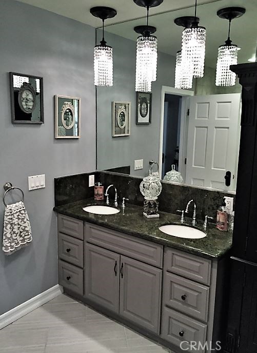 bathroom 1 with tub and shower