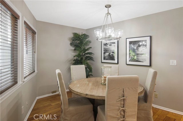 653 Manhattan Beach Boulevard, Manhattan Beach, California 90266, 2 Bedrooms Bedrooms, ,2 BathroomsBathrooms,Residential,Sold,Manhattan Beach,SB19095125