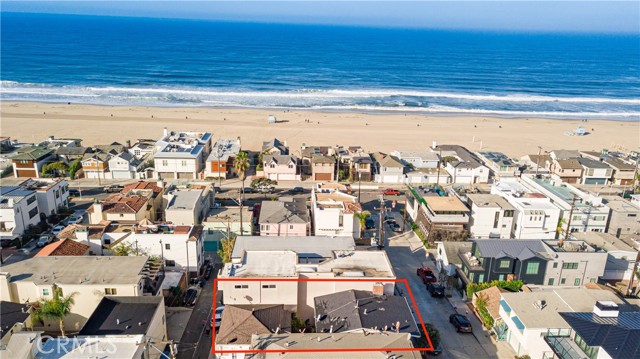 138 30th Street, Hermosa Beach, California 90254, 3 Bedrooms Bedrooms, ,3 BathroomsBathrooms,Residential,Sold,30th,SB21044584