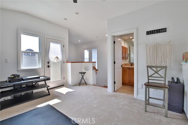 1725 Ford Avenue, Redondo Beach, California 90278, 4 Bedrooms Bedrooms, ,4 BathroomsBathrooms,Residential,Sold,Ford,CV21038454
