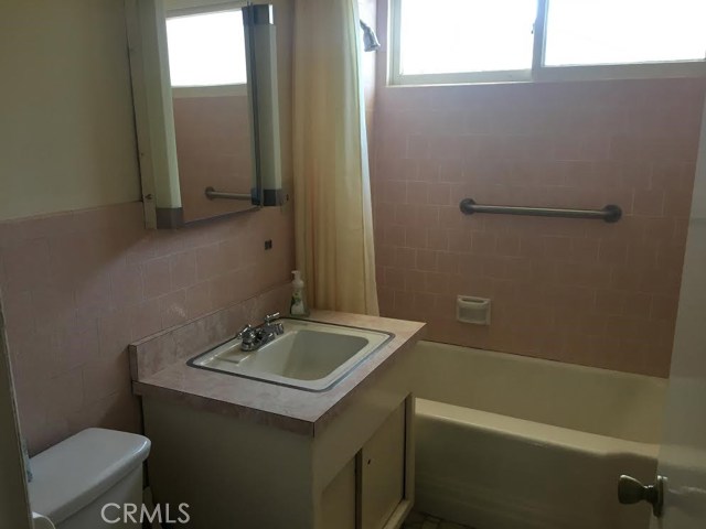 24252 Madison Street, Torrance, California 90505, 3 Bedrooms Bedrooms, ,1 BathroomBathrooms,Residential,Sold,Madison,SB17110829