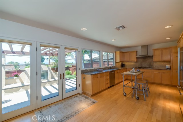 2631 Via Carrillo, Palos Verdes Estates, California 90274, 3 Bedrooms Bedrooms, ,2 BathroomsBathrooms,Residential,Sold,Via Carrillo,PV17093733