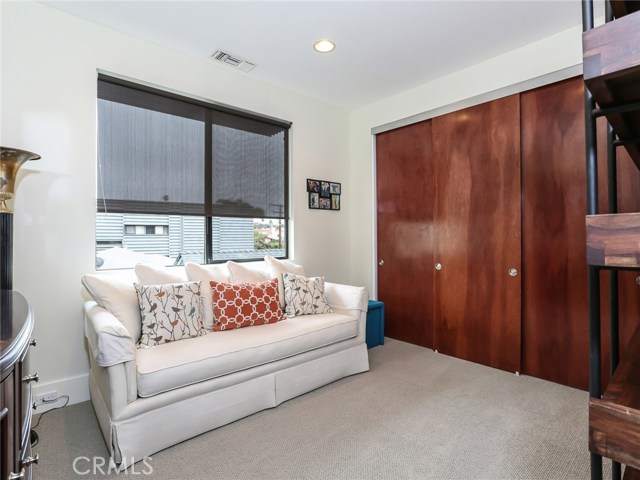 812 Juanita Avenue, Redondo Beach, California 90277, 5 Bedrooms Bedrooms, ,4 BathroomsBathrooms,Residential,Sold,Juanita,SB17114453