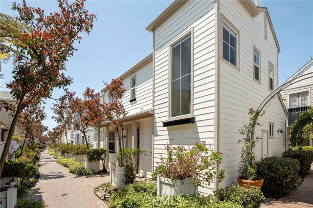 1800 Pacific Coast Highway, Redondo Beach, California 90277, 3 Bedrooms Bedrooms, ,2 BathroomsBathrooms,Residential,Sold,Pacific Coast,PV21135589