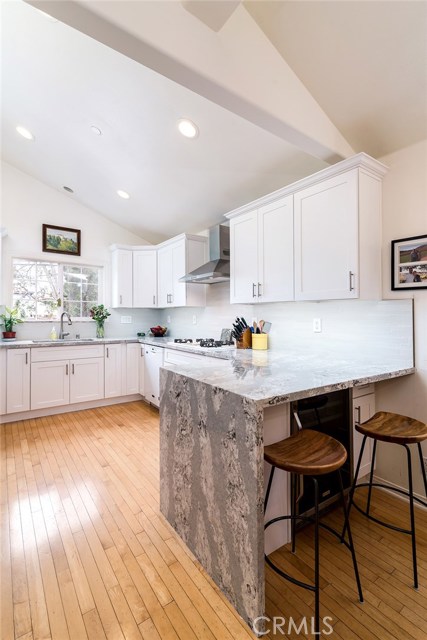 2515 Nelson Avenue, Redondo Beach, California 90278, 3 Bedrooms Bedrooms, ,2 BathroomsBathrooms,Residential,Sold,Nelson,SB19149820