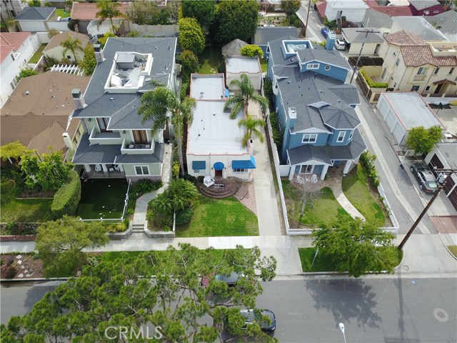 622 Avenue B, Redondo Beach, California 90277, 3 Bedrooms Bedrooms, ,2 BathroomsBathrooms,Residential,Sold,Avenue B,SB18059572