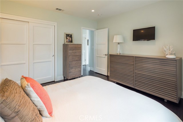 1504 Harkness Street, Manhattan Beach, California 90266, 3 Bedrooms Bedrooms, ,1 BathroomBathrooms,Residential,Sold,Harkness,SB17148374