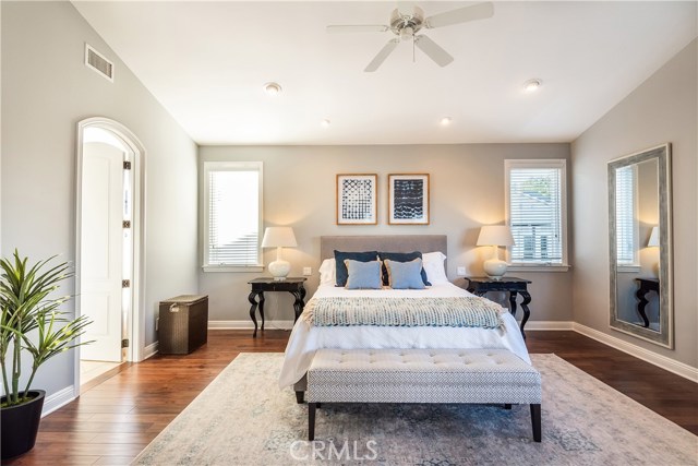 848 12th Court, Manhattan Beach, California 90266, 4 Bedrooms Bedrooms, ,4 BathroomsBathrooms,Residential,Sold,12th,SB18247758