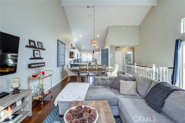 2314 Vanderbilt Lane, Redondo Beach, California 90278, 3 Bedrooms Bedrooms, ,3 BathroomsBathrooms,Residential,Sold,Vanderbilt,SB19033072