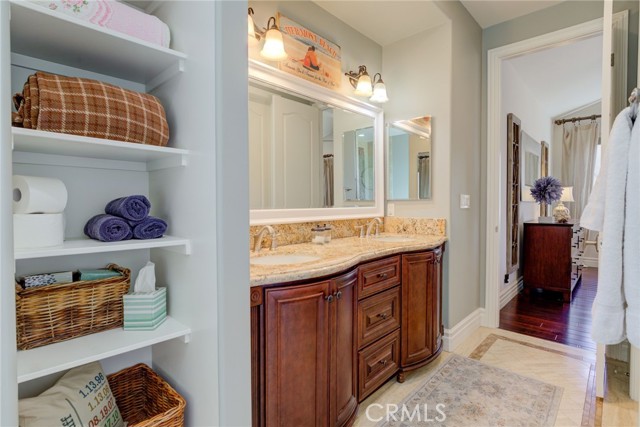 2226 Gates Ave., Redondo Beach, California 90278, 4 Bedrooms Bedrooms, ,3 BathroomsBathrooms,Residential,Sold,Gates Ave.,SB21066346