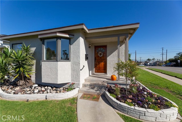 500 Paulina Avenue, Redondo Beach, California 90277, 3 Bedrooms Bedrooms, ,1 BathroomBathrooms,Residential,Sold,Paulina,PW19227875