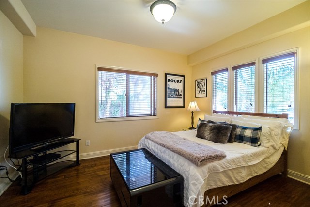 2413 Rockefeller Lane, Redondo Beach, California 90278, 3 Bedrooms Bedrooms, ,2 BathroomsBathrooms,Residential,Sold,Rockefeller,SB18266736