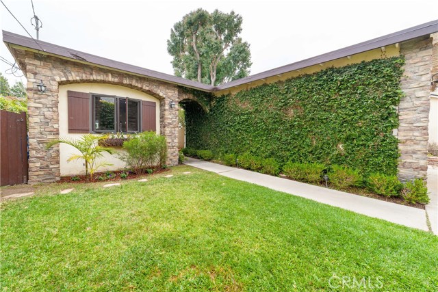 1716 9th Street, Manhattan Beach, California 90266, 3 Bedrooms Bedrooms, ,2 BathroomsBathrooms,Residential,Sold,9th,SB19140801