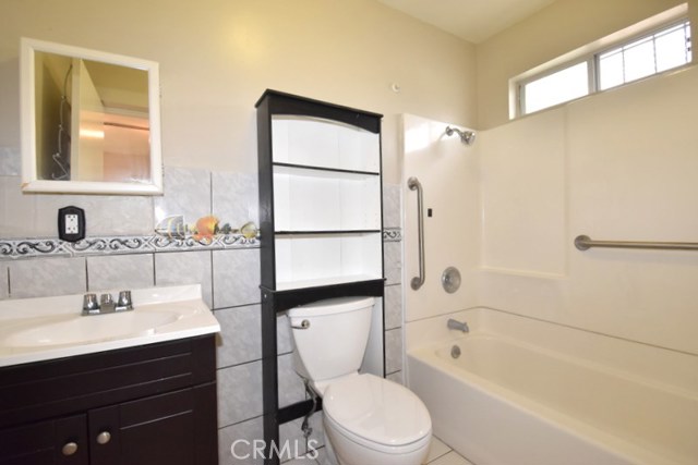 3 Bed Home for Sale in Compton, California