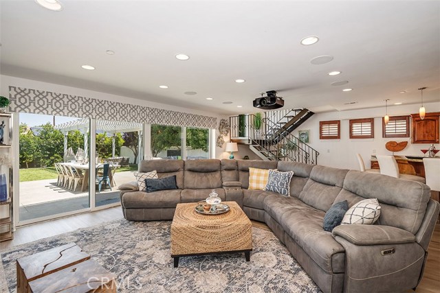 727 Avenue A, Redondo Beach, California 90277, 4 Bedrooms Bedrooms, ,3 BathroomsBathrooms,Residential,Sold,Avenue A,SB20144641