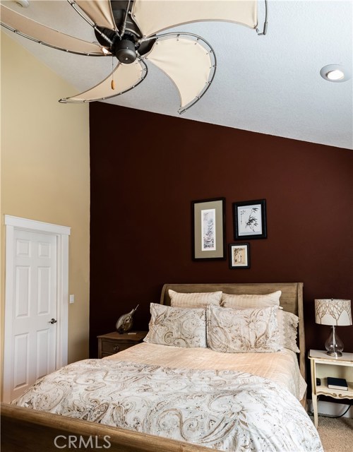 211 Helberta Avenue, Redondo Beach, California 90277, 2 Bedrooms Bedrooms, ,2 BathroomsBathrooms,Residential,Sold,Helberta,SB19015019