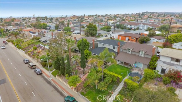 817 Anita Street, Redondo Beach, California 90278, 4 Bedrooms Bedrooms, ,2 BathroomsBathrooms,Residential,Sold,Anita,SB19130394