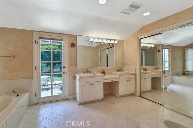 Elegant Master Bath