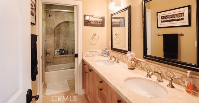 3516 Pacific Avenue, Manhattan Beach, California 90266, 5 Bedrooms Bedrooms, ,3 BathroomsBathrooms,Residential,Sold,Pacific,SB20211450