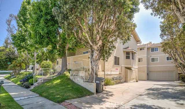 1900 Voorhees Avenue, Redondo Beach, California 90278, 2 Bedrooms Bedrooms, ,2 BathroomsBathrooms,Residential,Sold,Voorhees,SB18290758